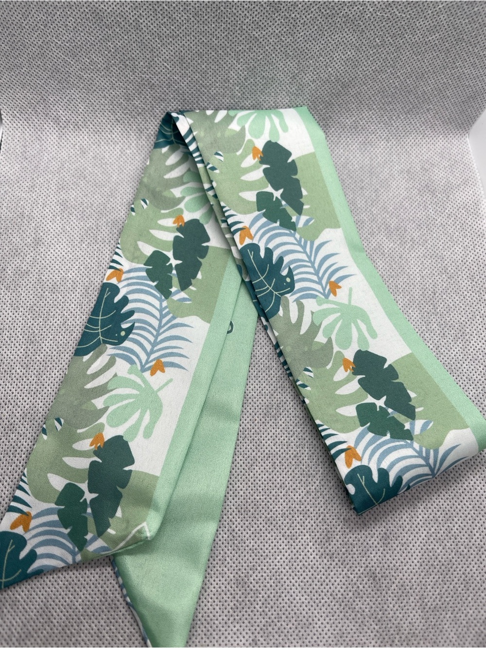 Green Tropical Print Scarf Tie